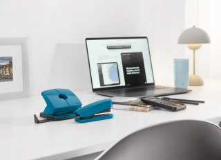 Zszywacz B2 ColorID 2 niebieski z pakietem startowym zszywek 24/6 020-1953 NOVUS