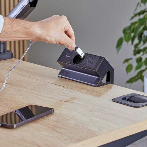 Listwa zasilająca 2m Power Desk Typ E czarna 100137174 FELLOWES